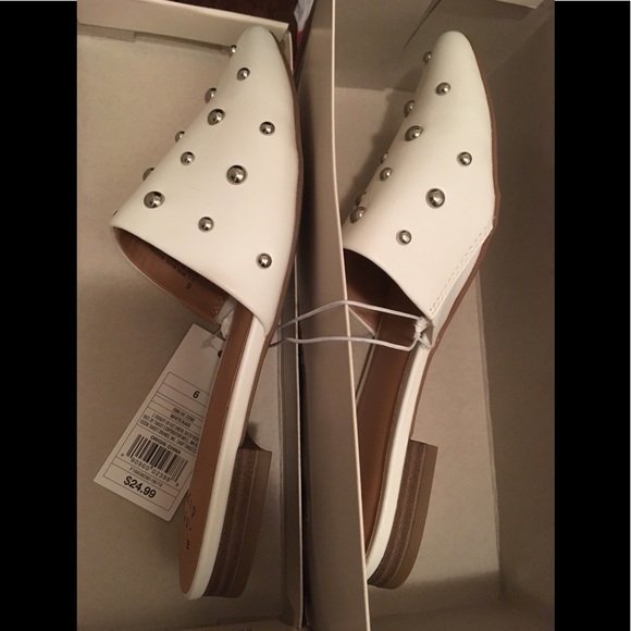 Off-white pointed mule flat with silver studs NWB - Picture 4 of 5